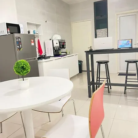 Funkyvila2 9Pax Near Iium, Kmc, Tarc, Bbq, Ps4 Kuantan Exterior photo